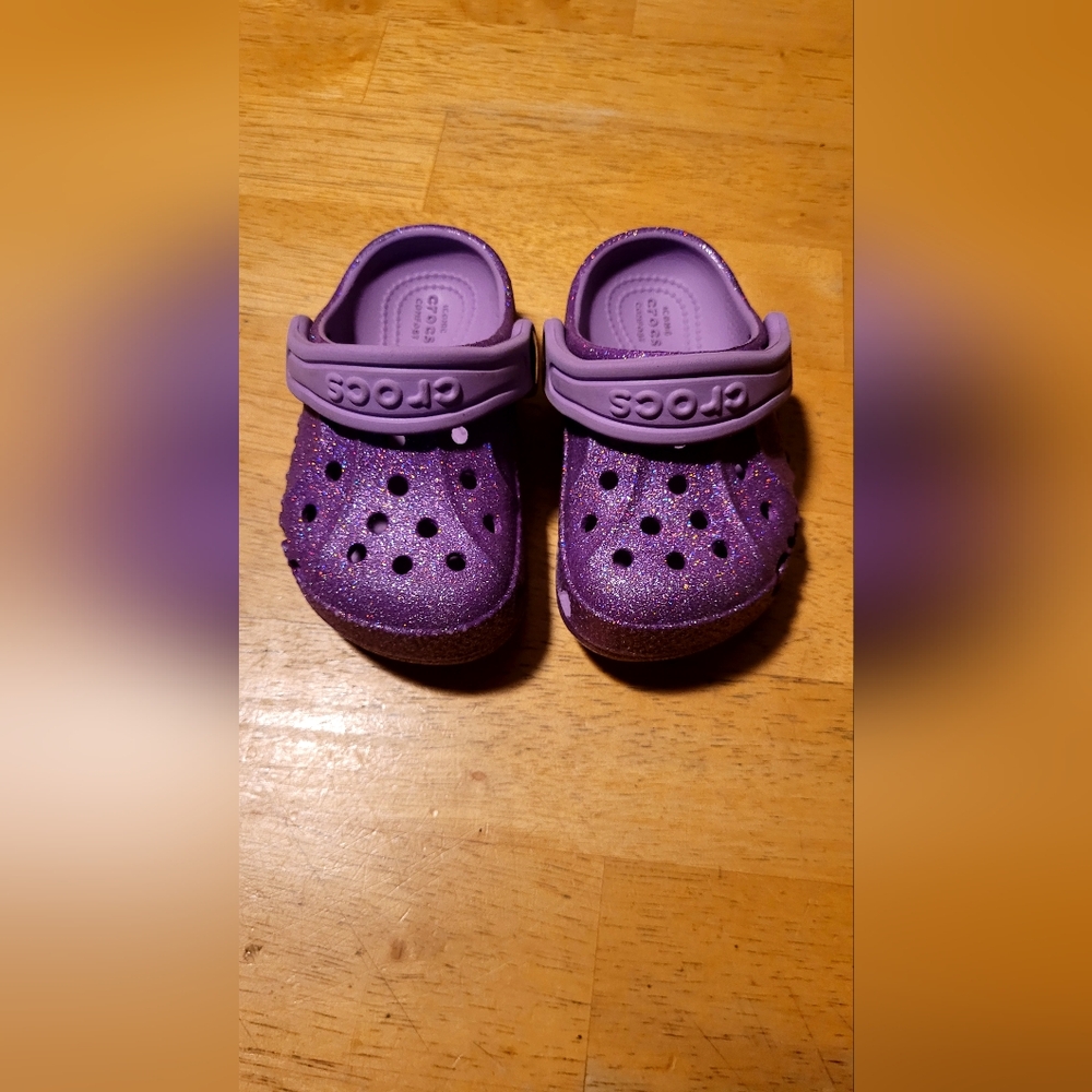 Toddler baya crocs